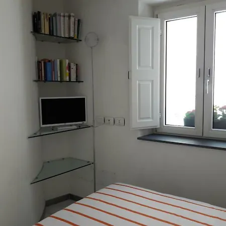 Varo לינה וארוחת בוקר *